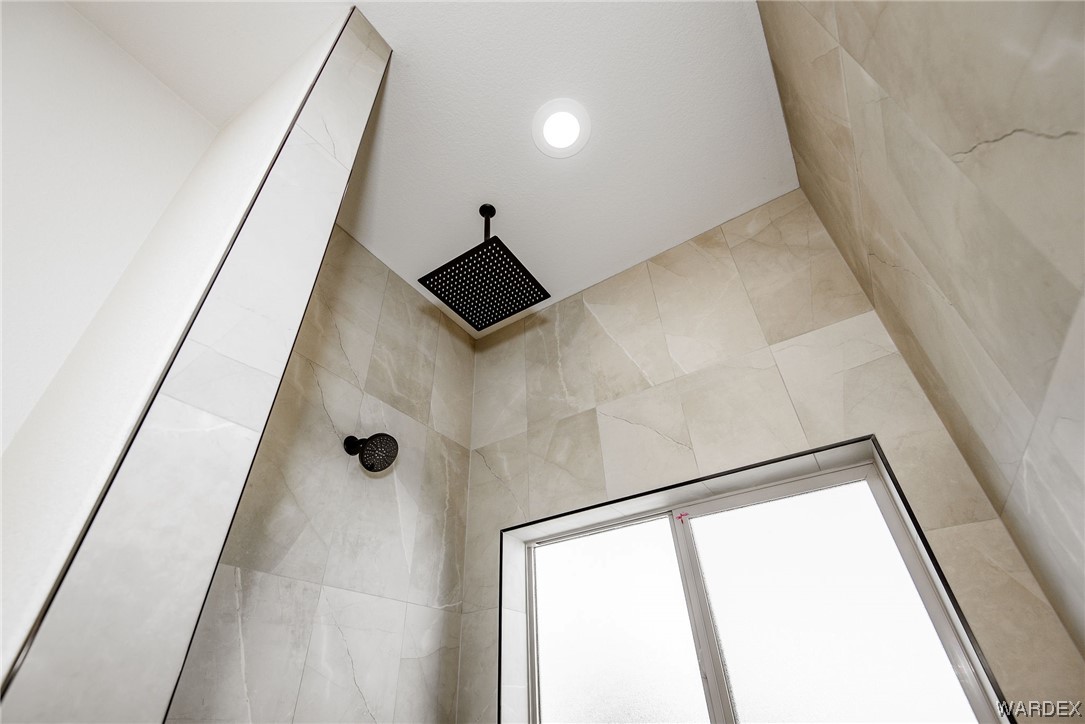 890 Florence Avenue 109