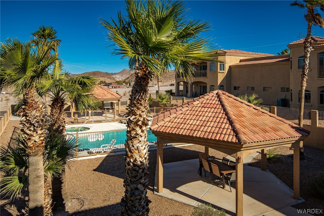 890 Florence Avenue 210