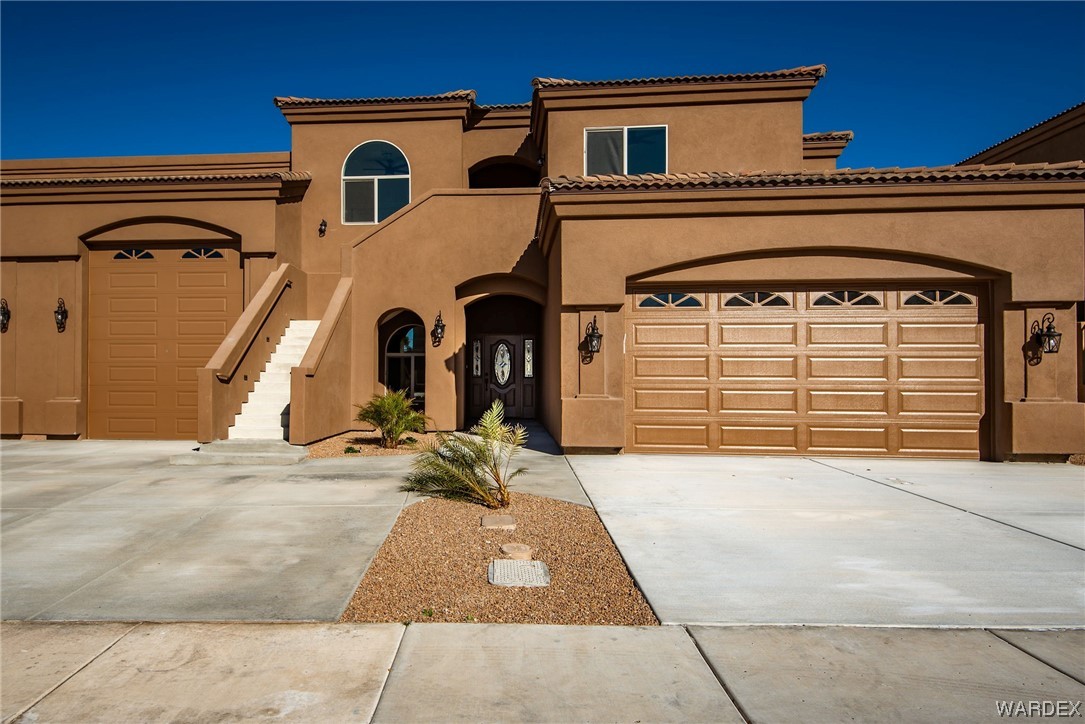 890 Florence Avenue 210