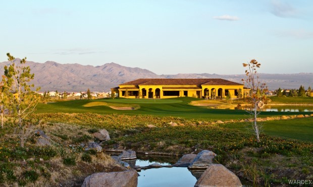 2098 E Calle Salamanca