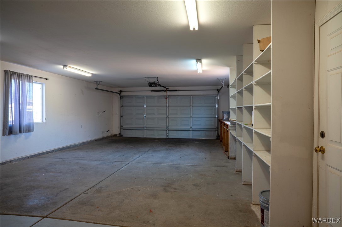 2298 E Oleander Drive