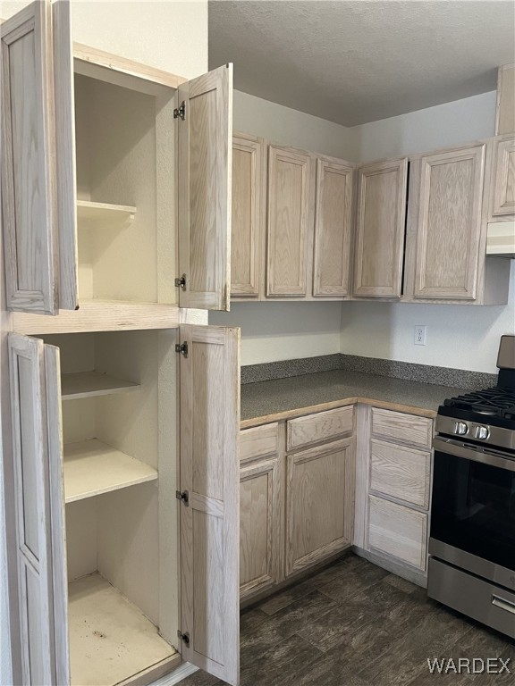 2298 E Oleander Drive