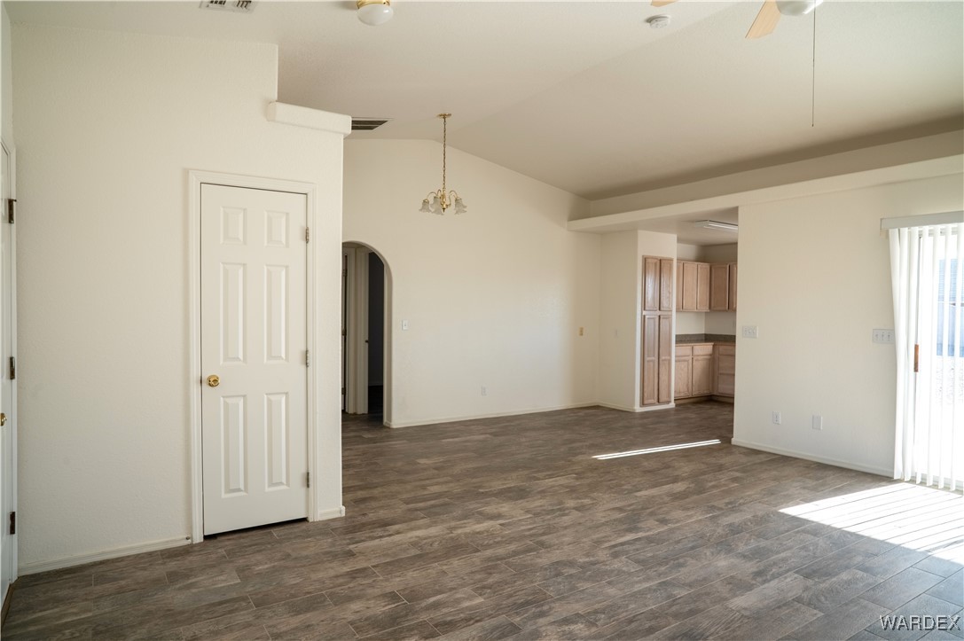 2298 E Oleander Drive