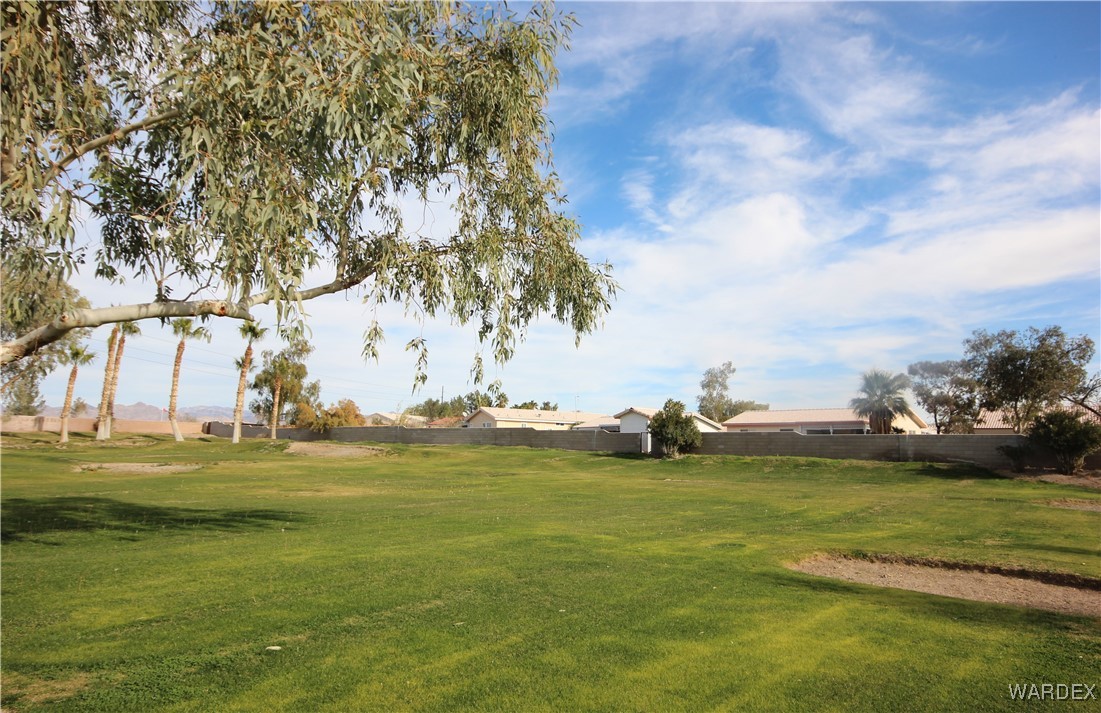 2298 E Oleander Drive