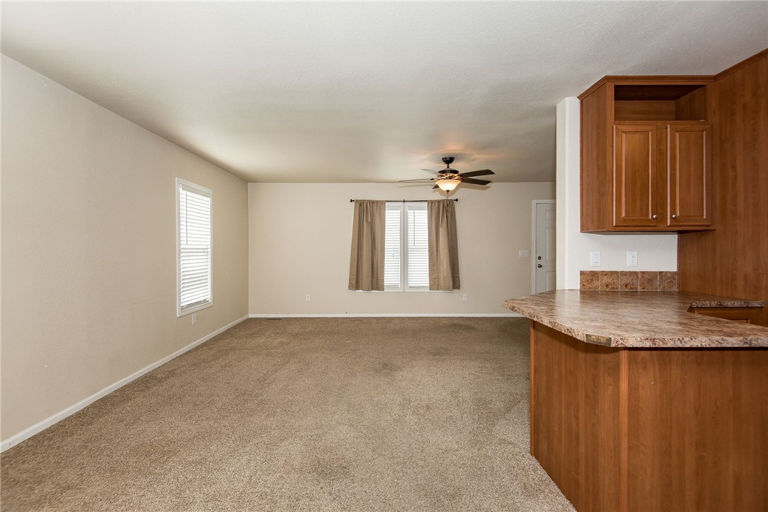 2066 E El Rodeo Road 34