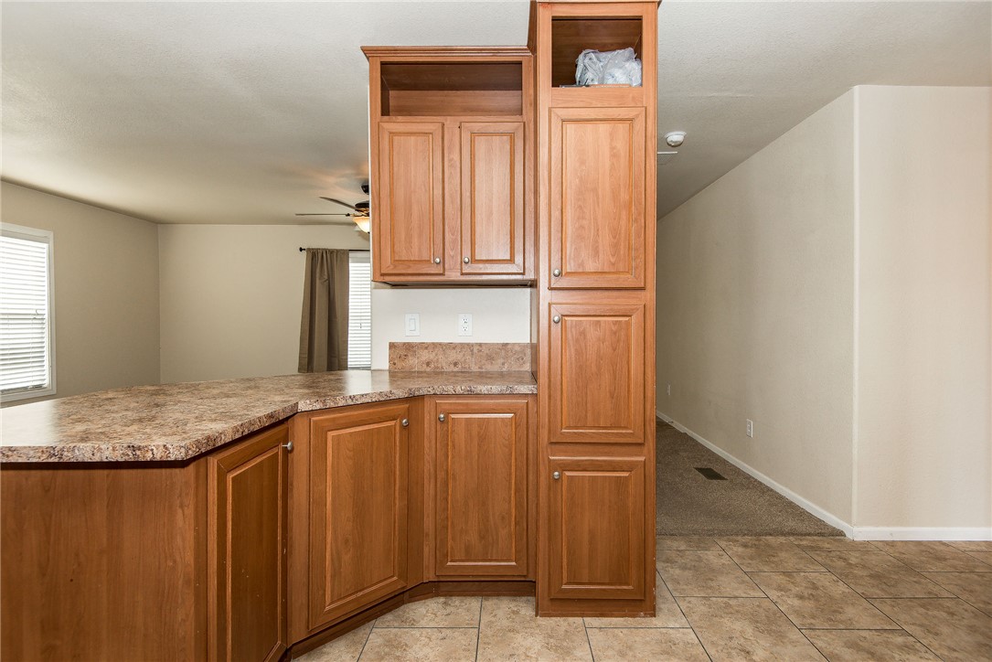 2066 E El Rodeo Road 34