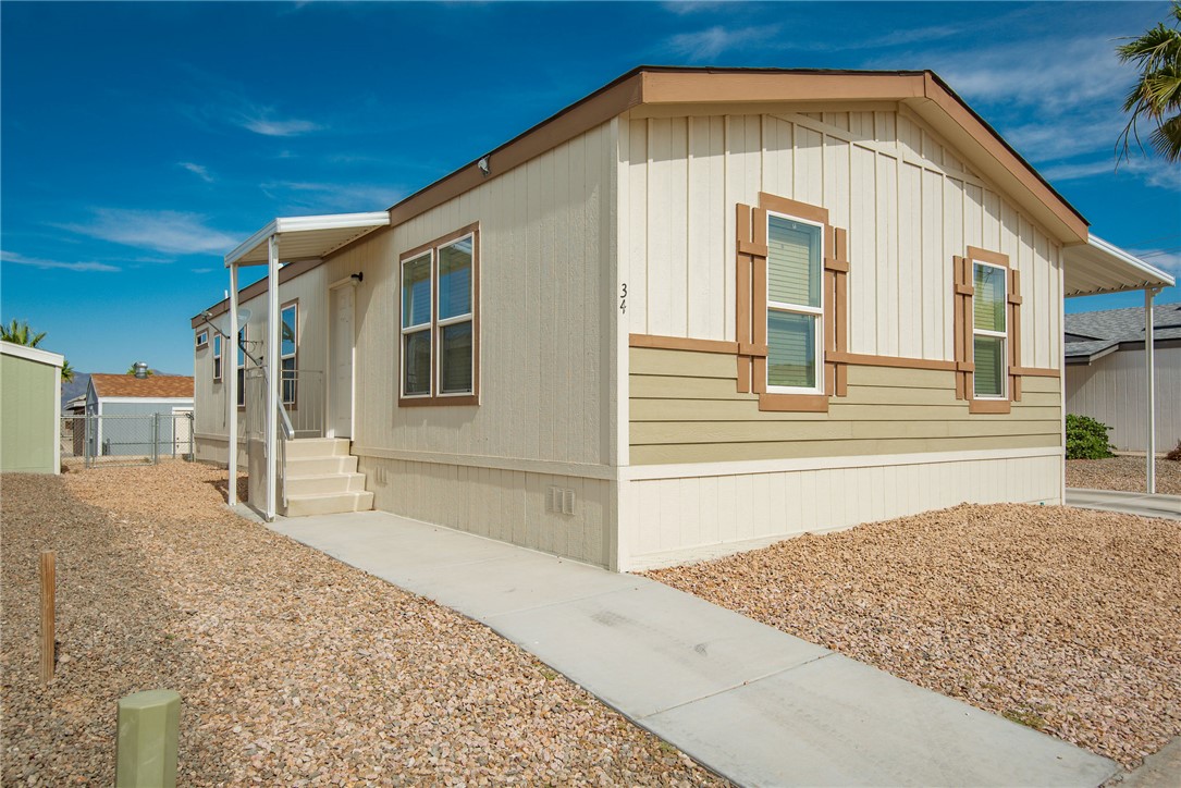 2066 E El Rodeo Road 34