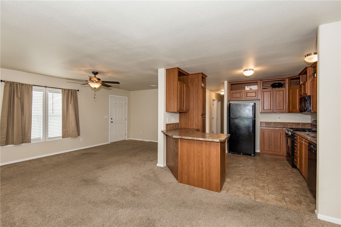 2066 E El Rodeo Road 34