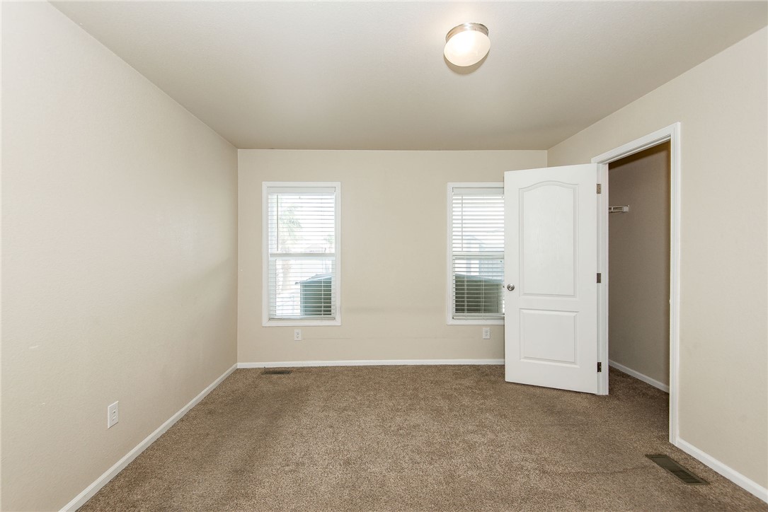 2066 E El Rodeo Road 34