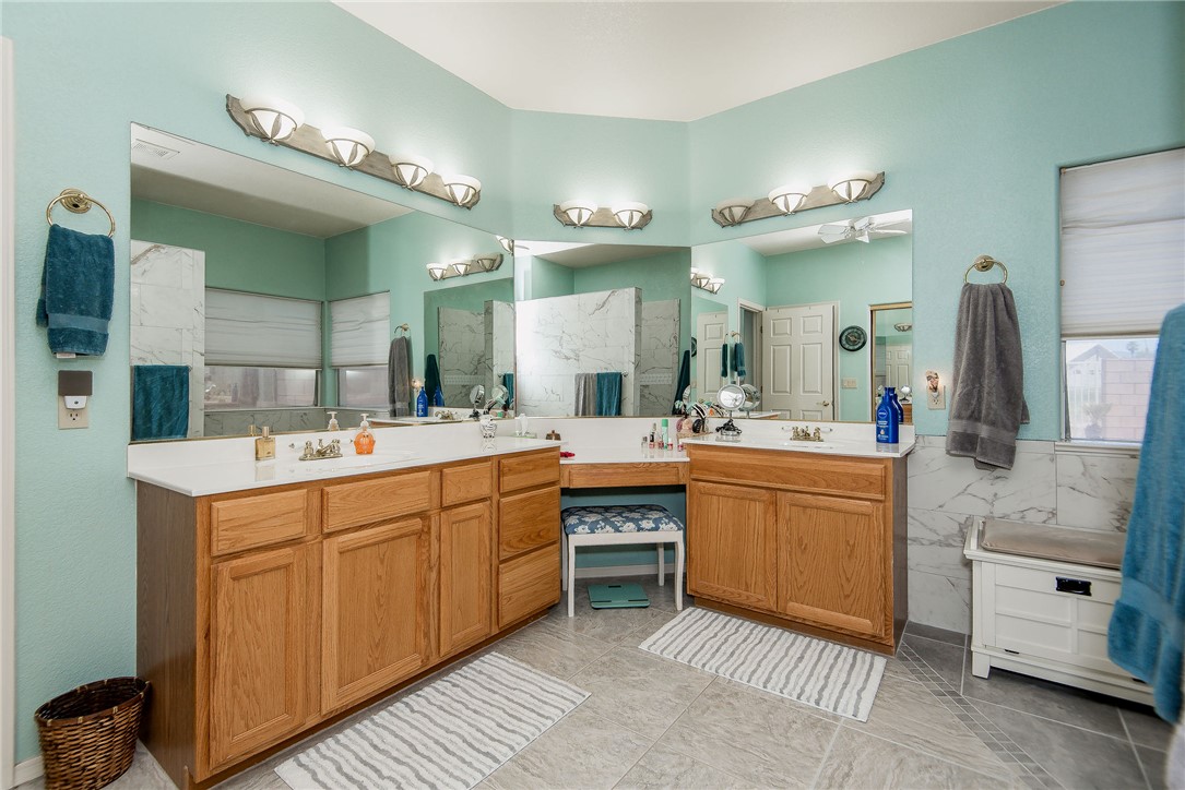 5832 S Wishing Well Drive