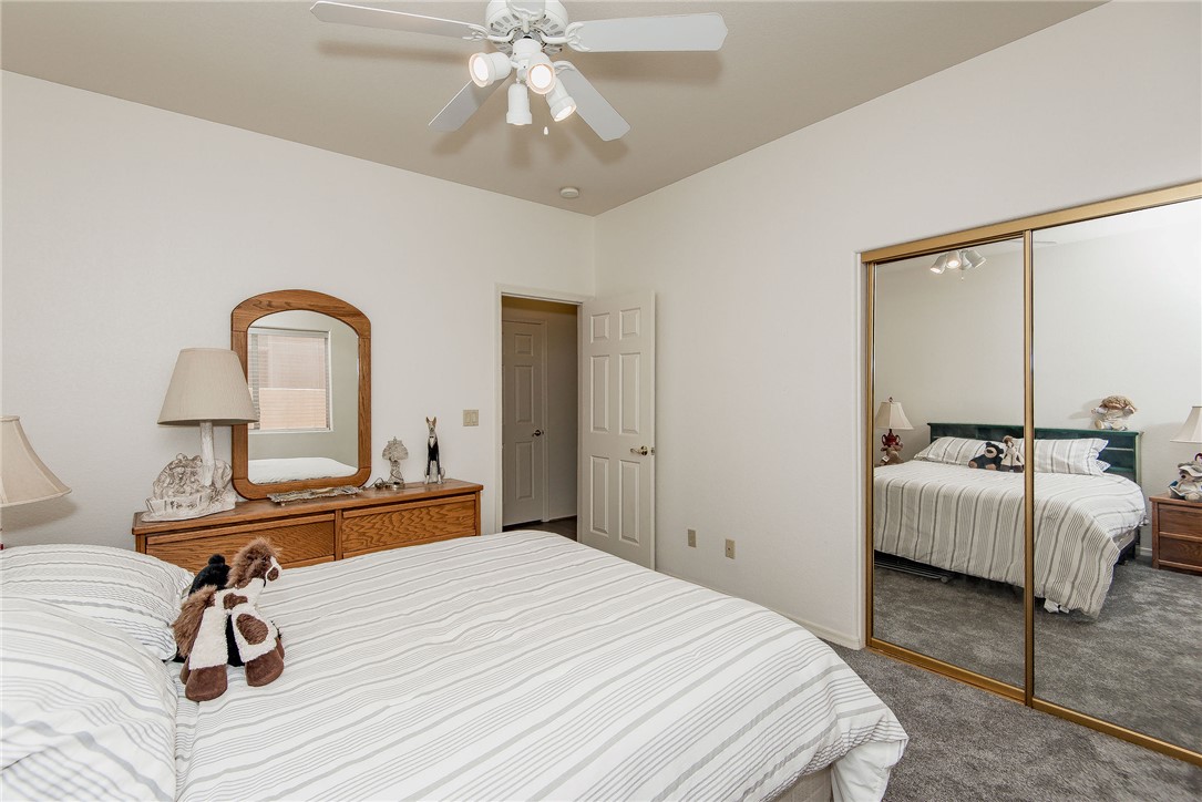 5832 S Wishing Well Drive