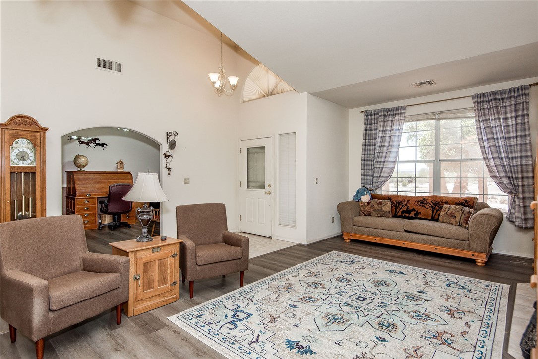 5832 S Wishing Well Drive