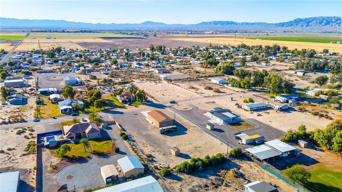 2187 E Pescador Drive