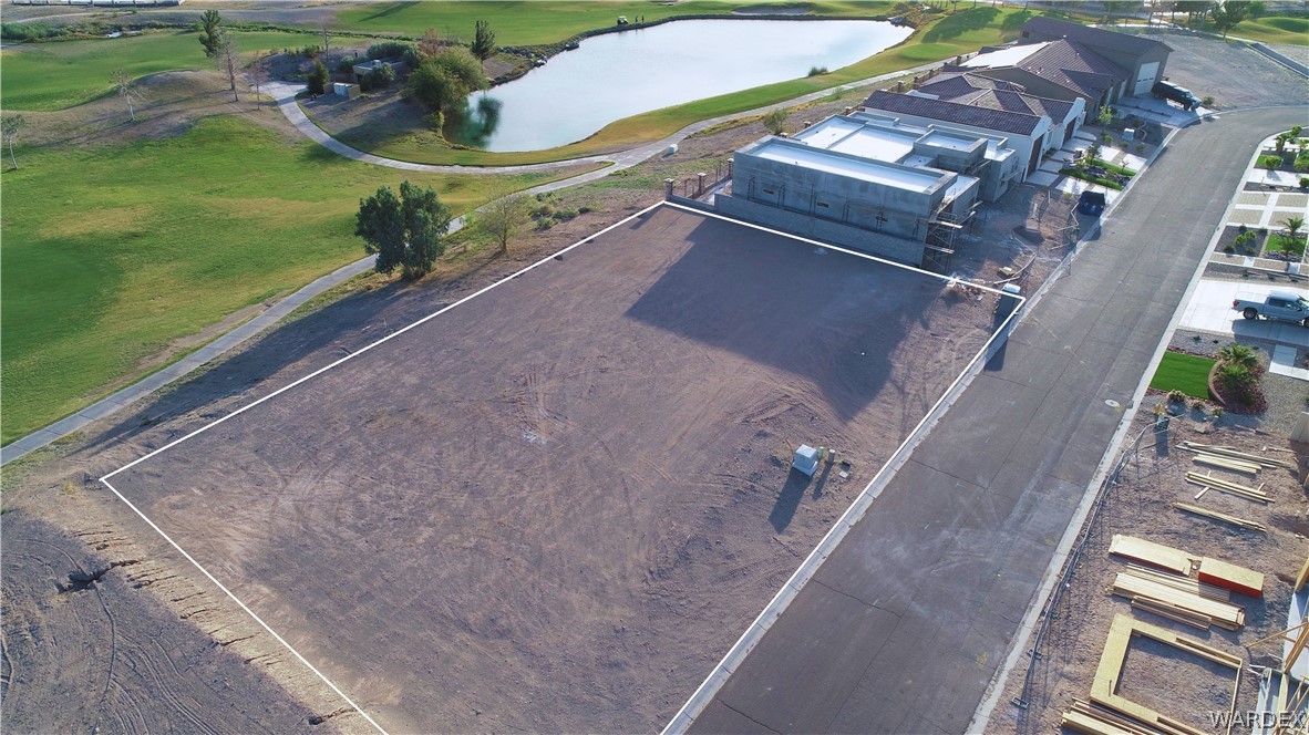 2392 E Paseo Mallorca