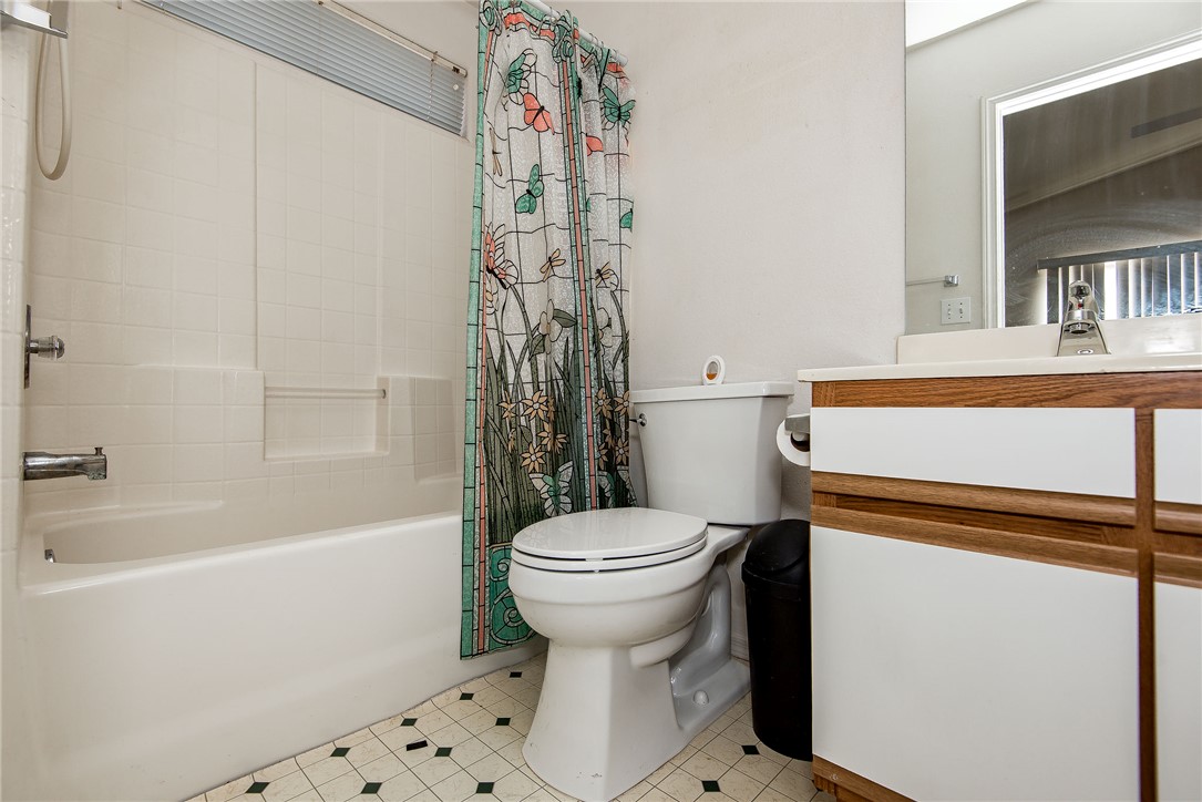 1796 E Bear Creek Way