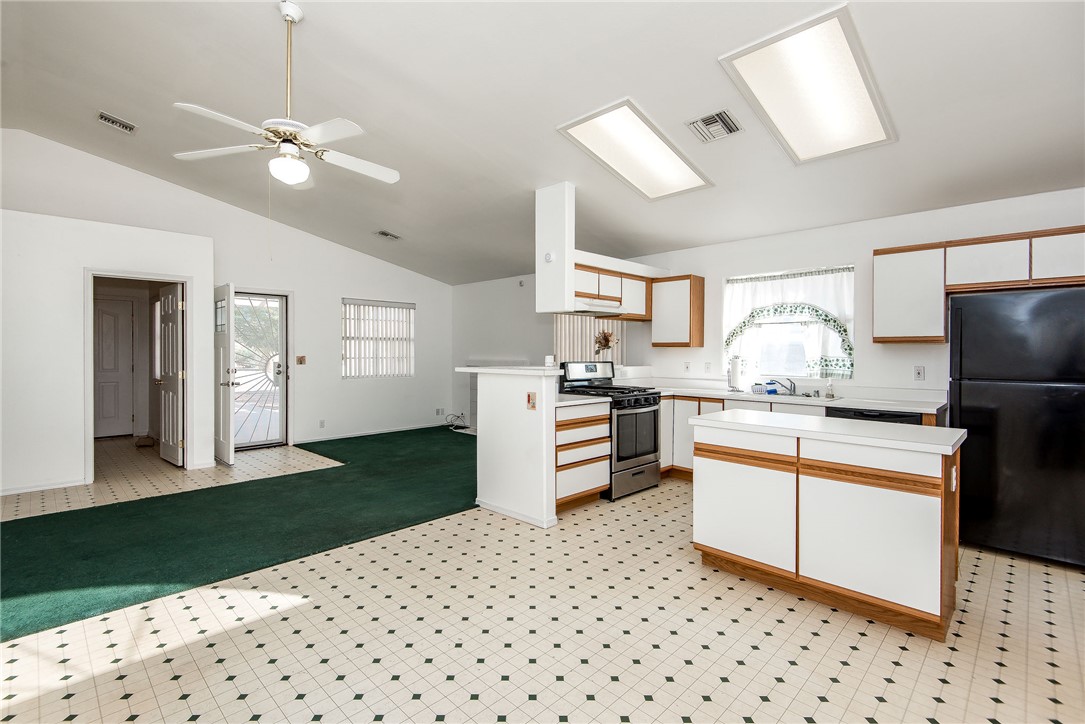 1796 E Bear Creek Way