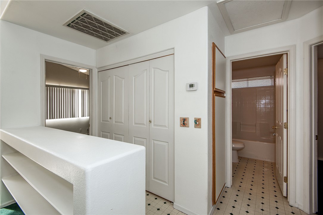 1796 E Bear Creek Way