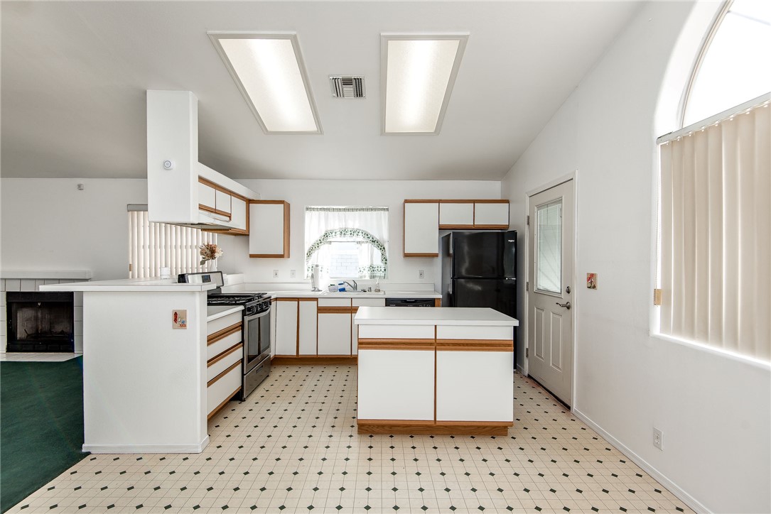 1796 E Bear Creek Way