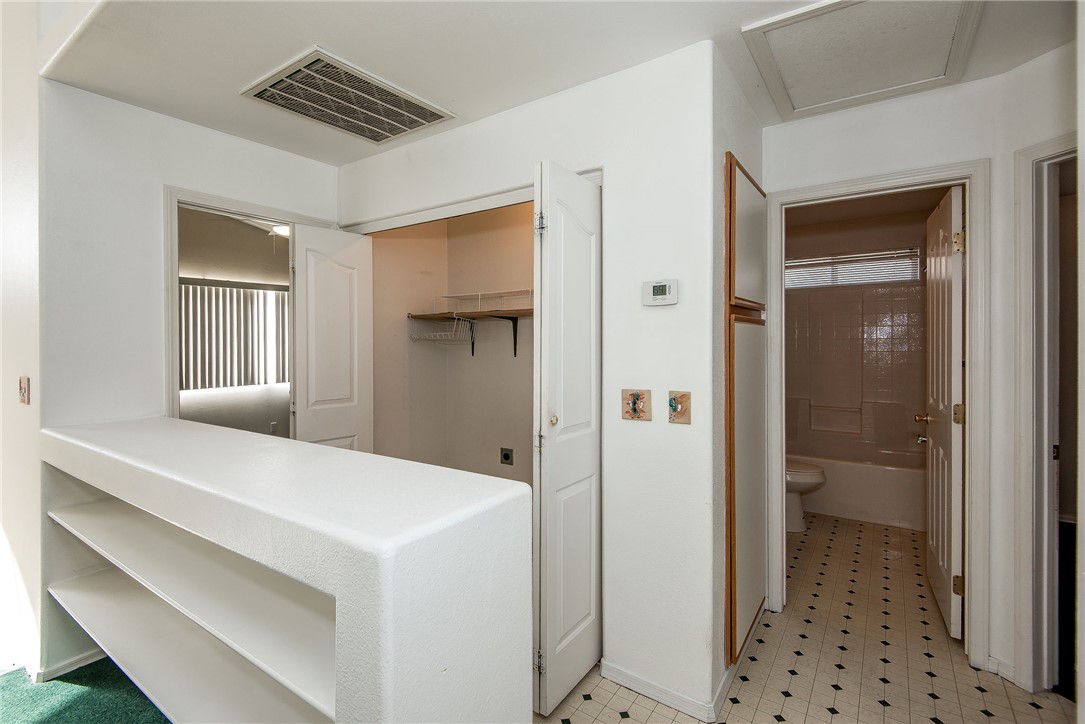 1796 E Bear Creek Way