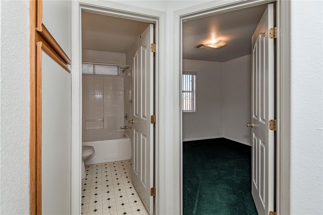 1796 E Bear Creek Way