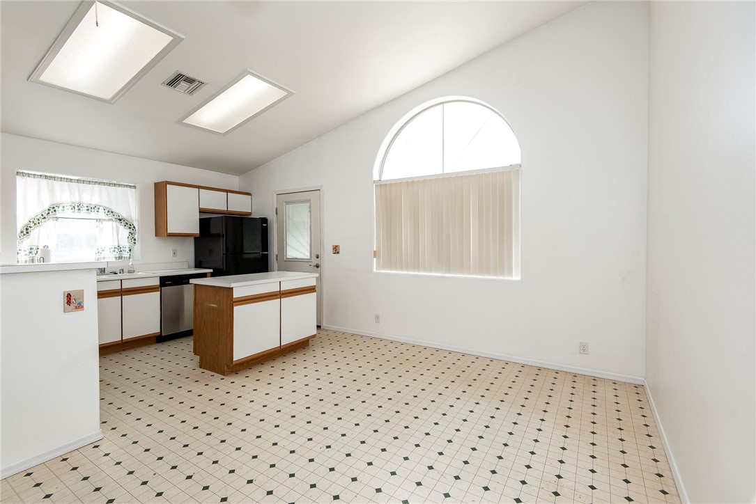 1796 E Bear Creek Way