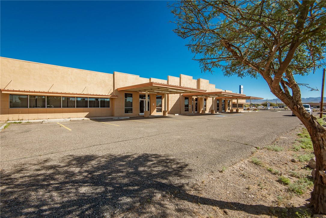 5263 S Highway 95