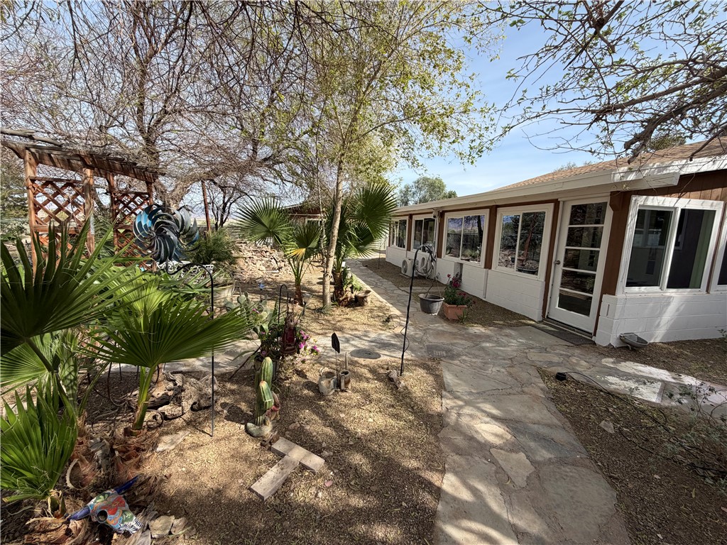 1985 E Laguna Road