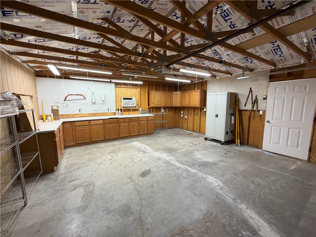 1985 E Laguna Road