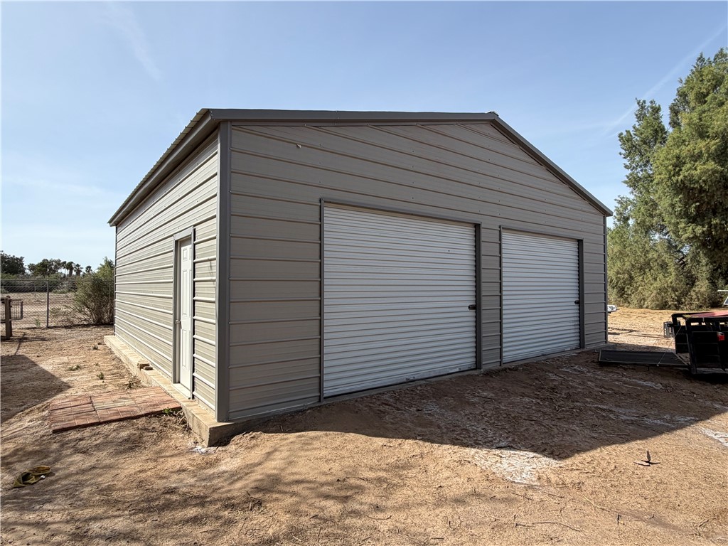 1985 E Laguna Road