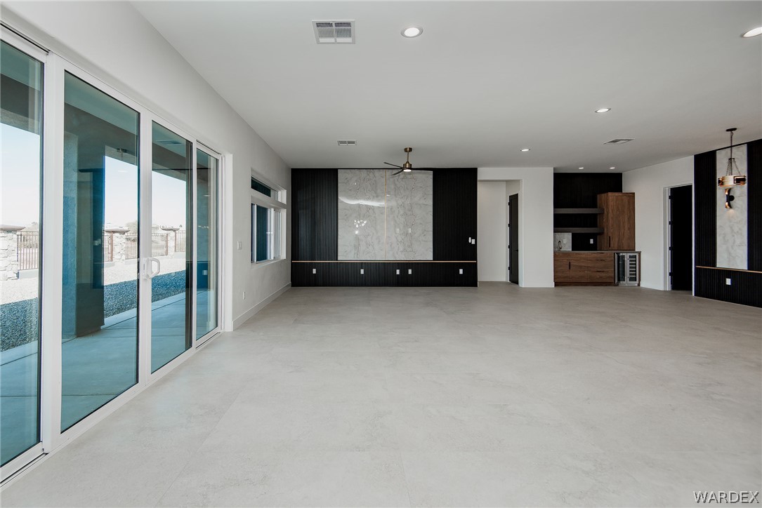 6407 S Calle Serena