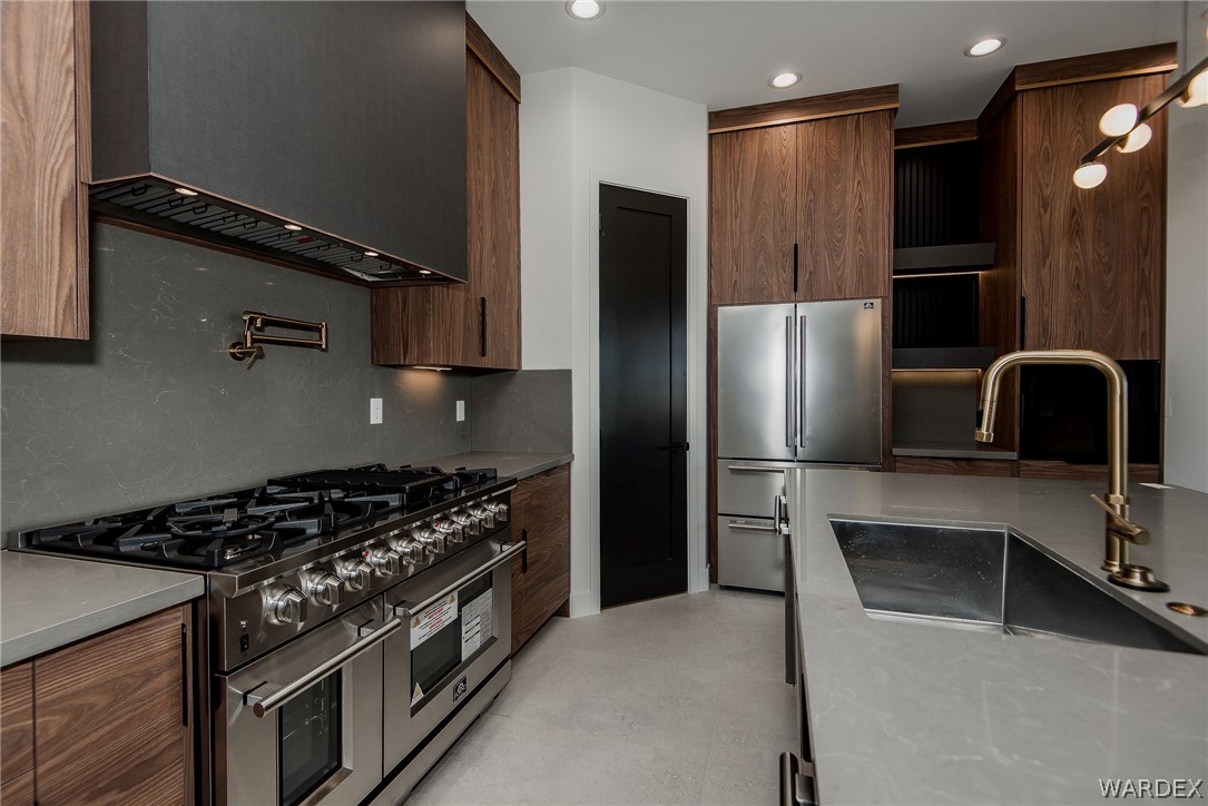 6407 S Calle Serena