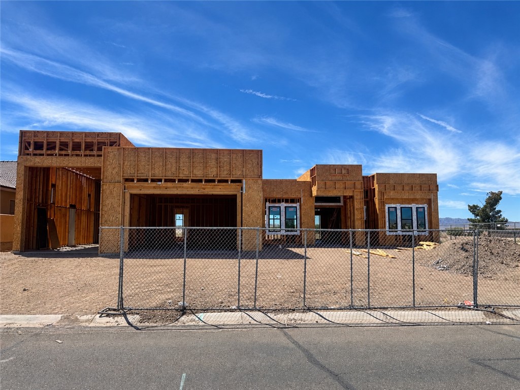 2170 E Calle Salamanca