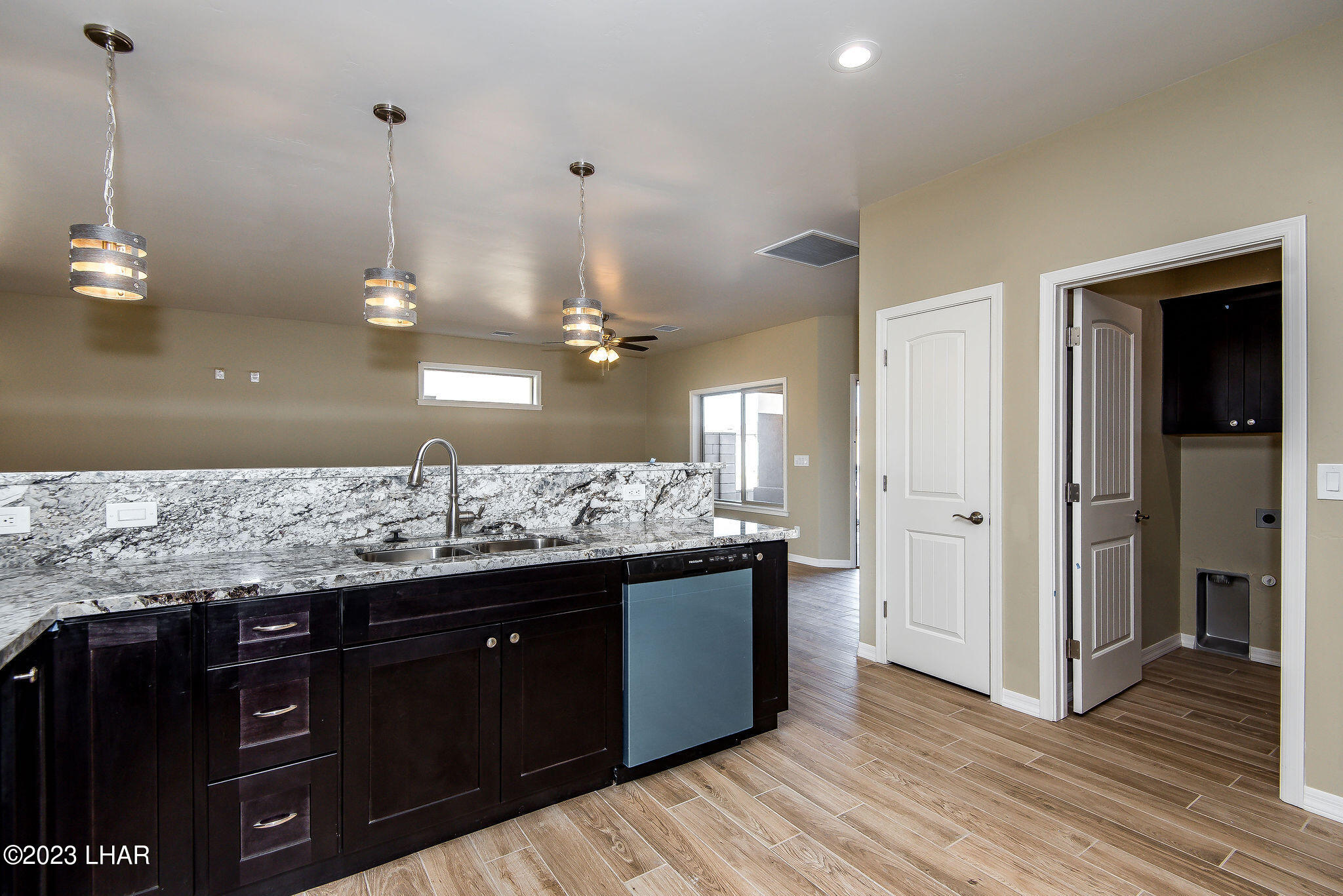 1976 E Winter Haven Dr