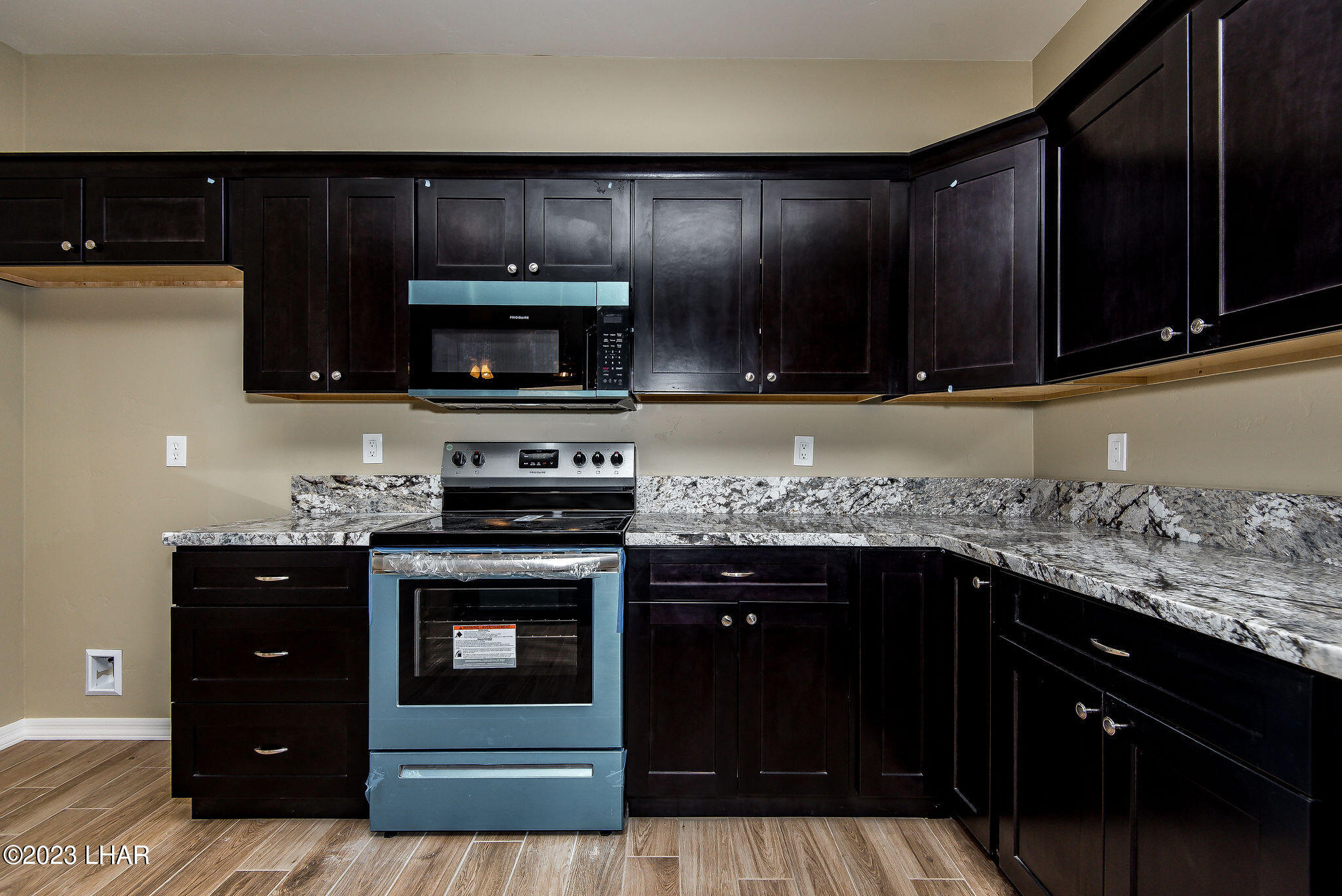 1976 E Winter Haven Dr