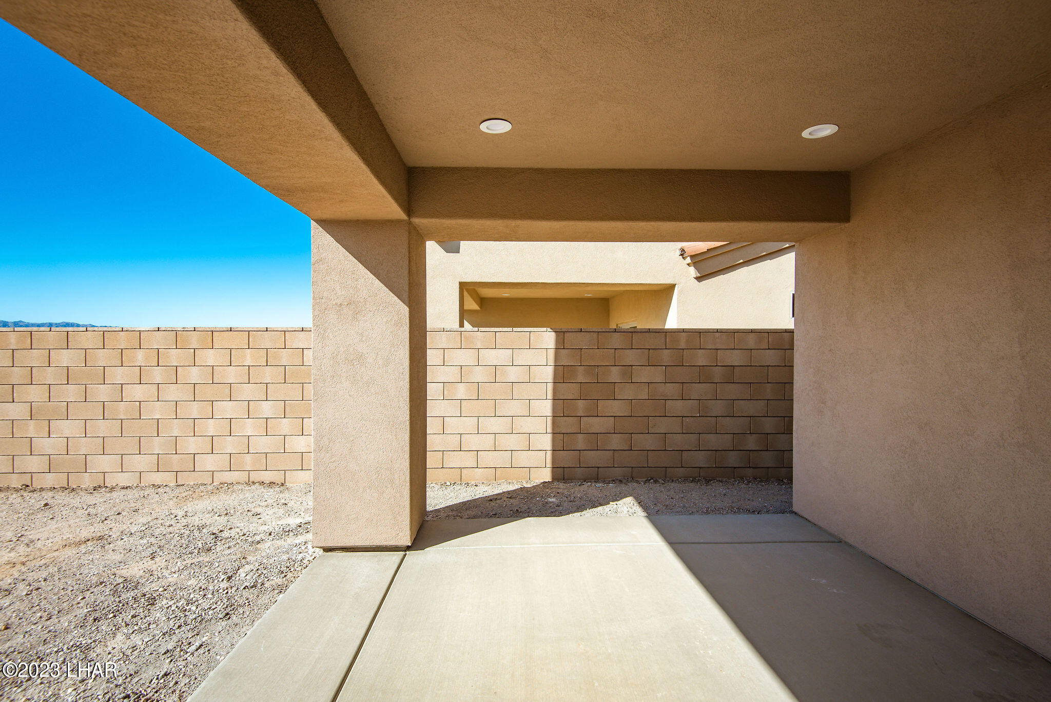 1976 E Winter Haven Dr