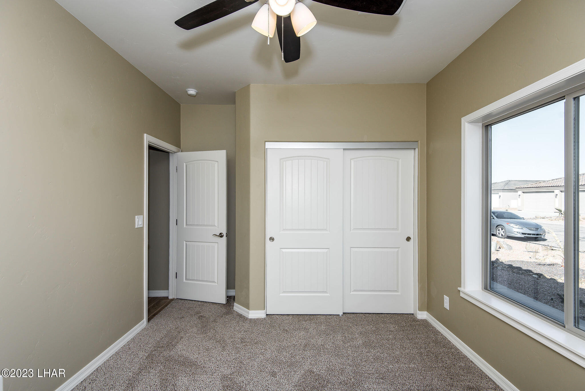 1976 E Winter Haven Dr