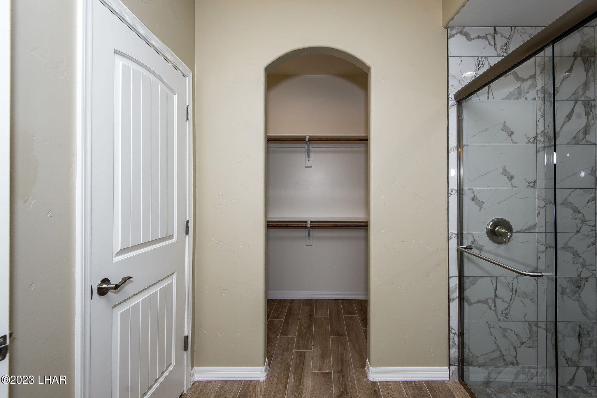 1976 E Winter Haven Dr