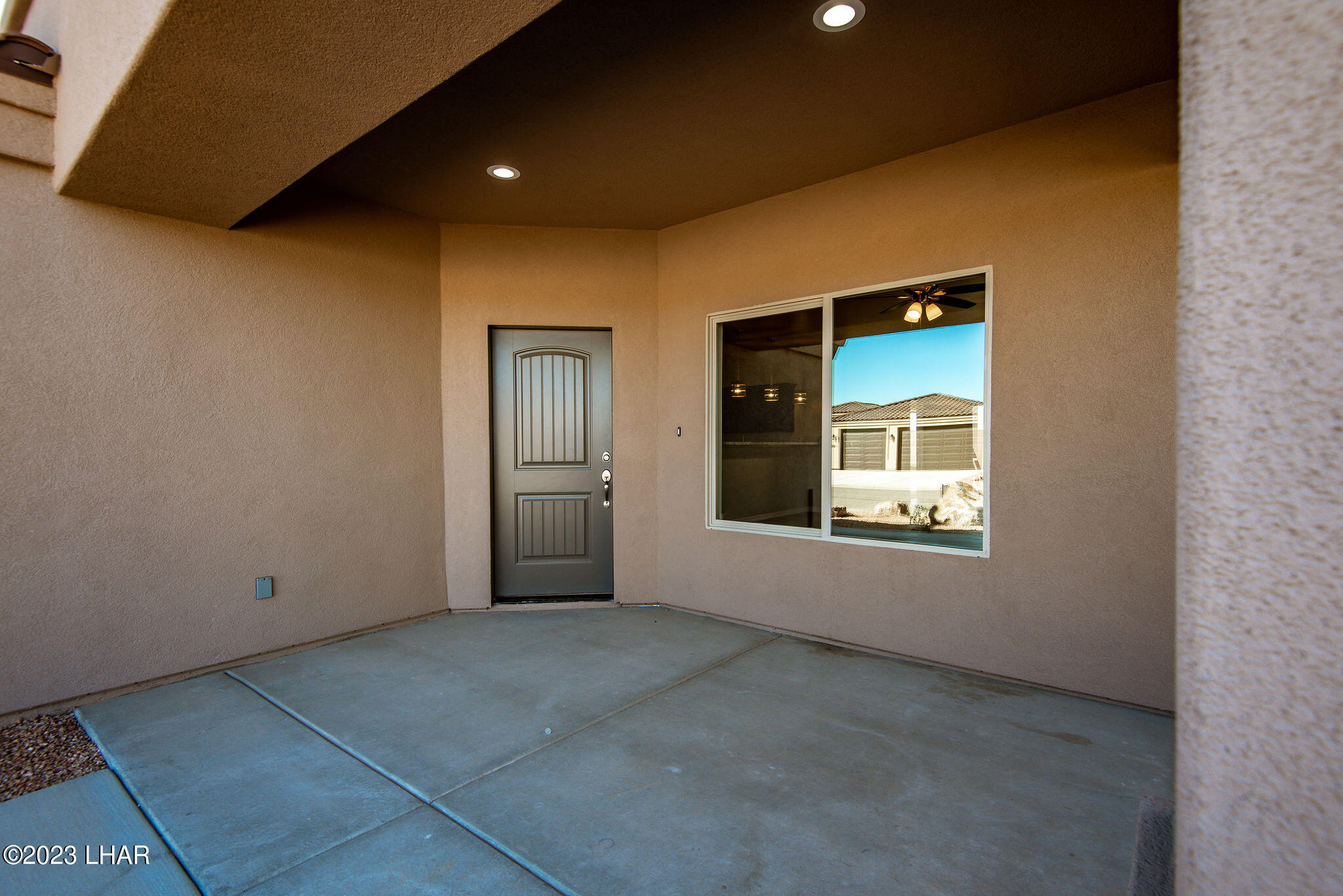 1976 E Winter Haven Dr