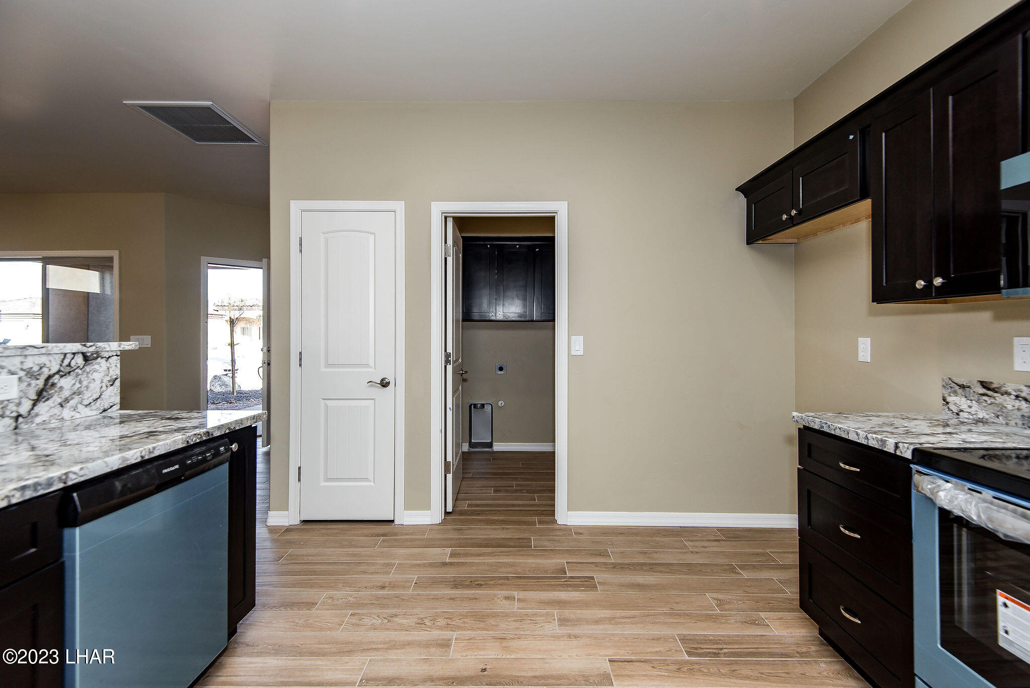 1976 E Winter Haven Dr