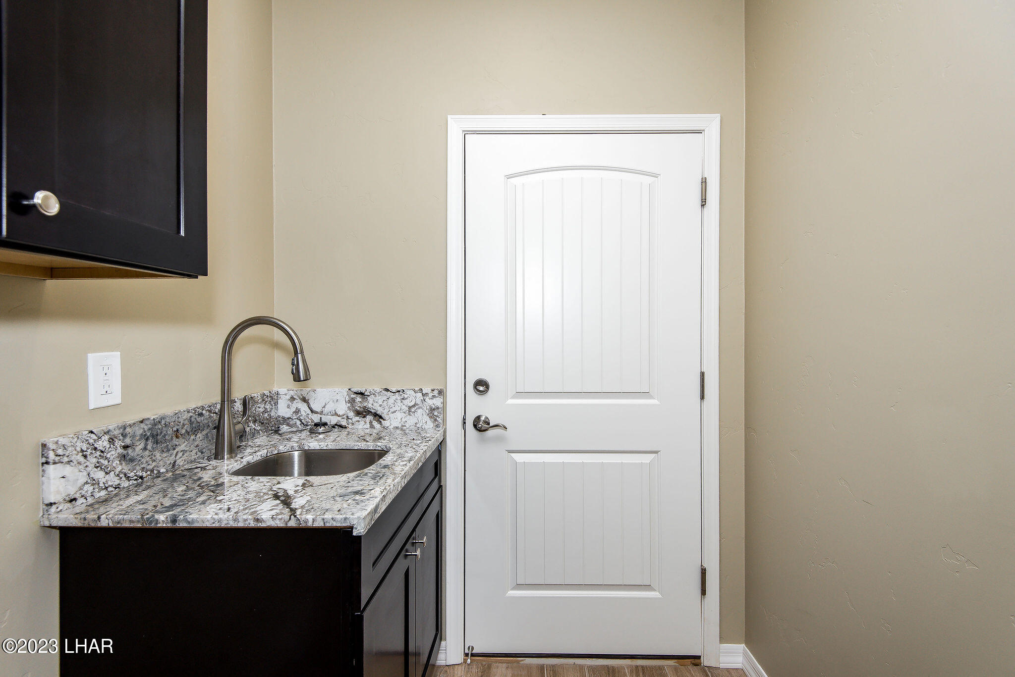 1976 E Winter Haven Dr