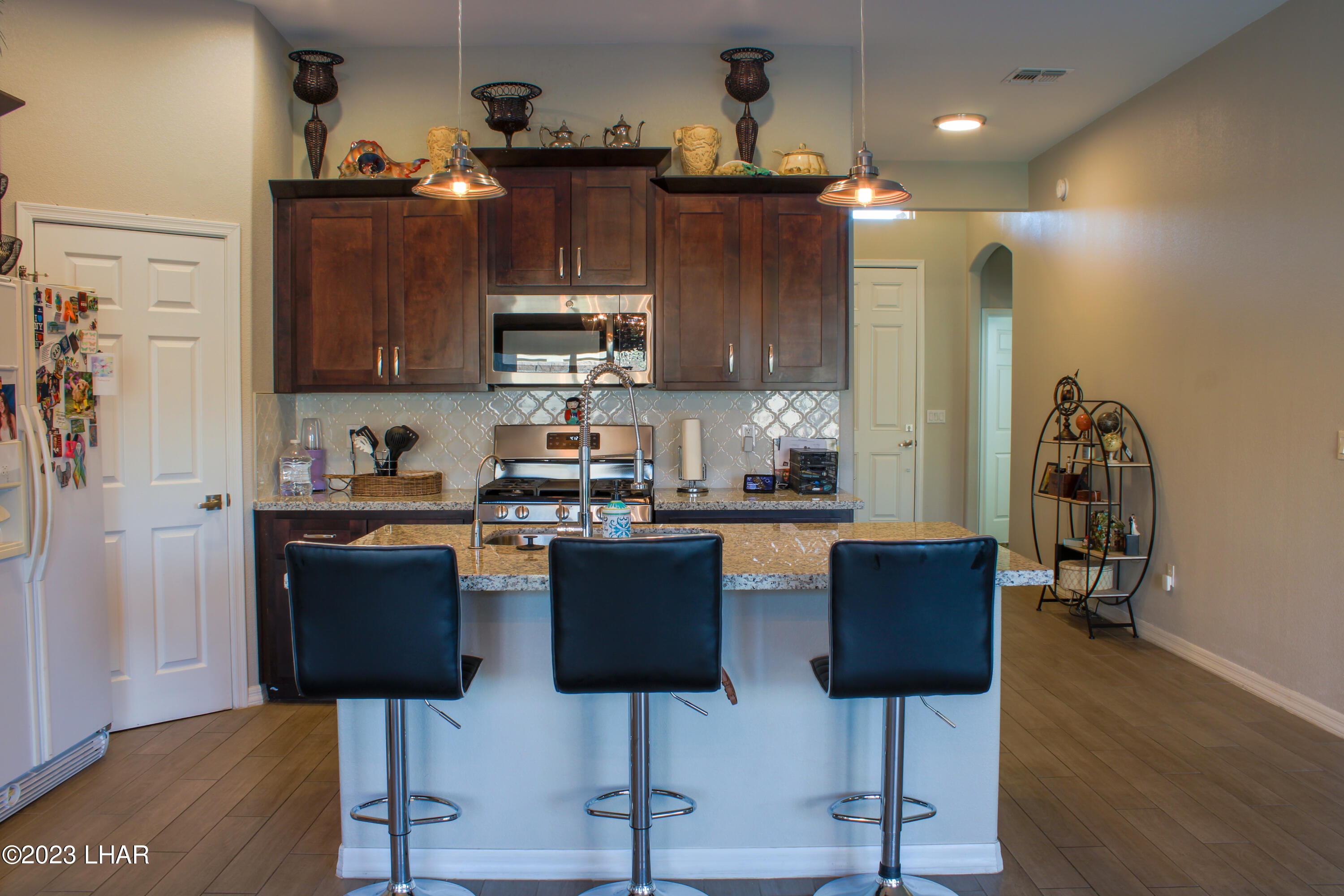 2079 E Desert Greens Dr