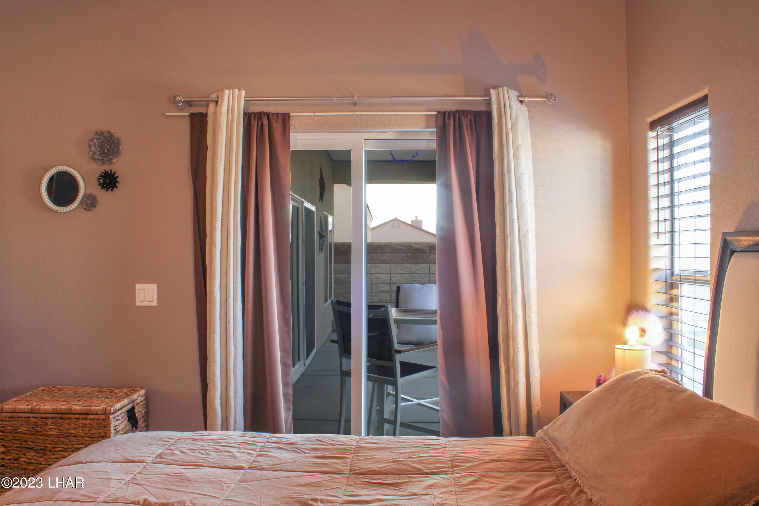 2079 E Desert Greens Dr