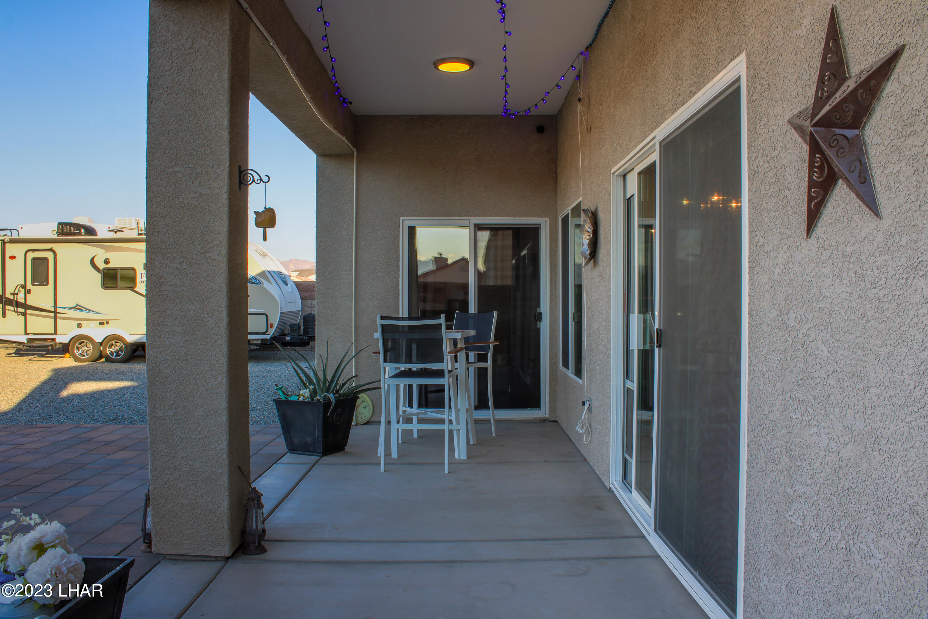 2079 E Desert Greens Dr