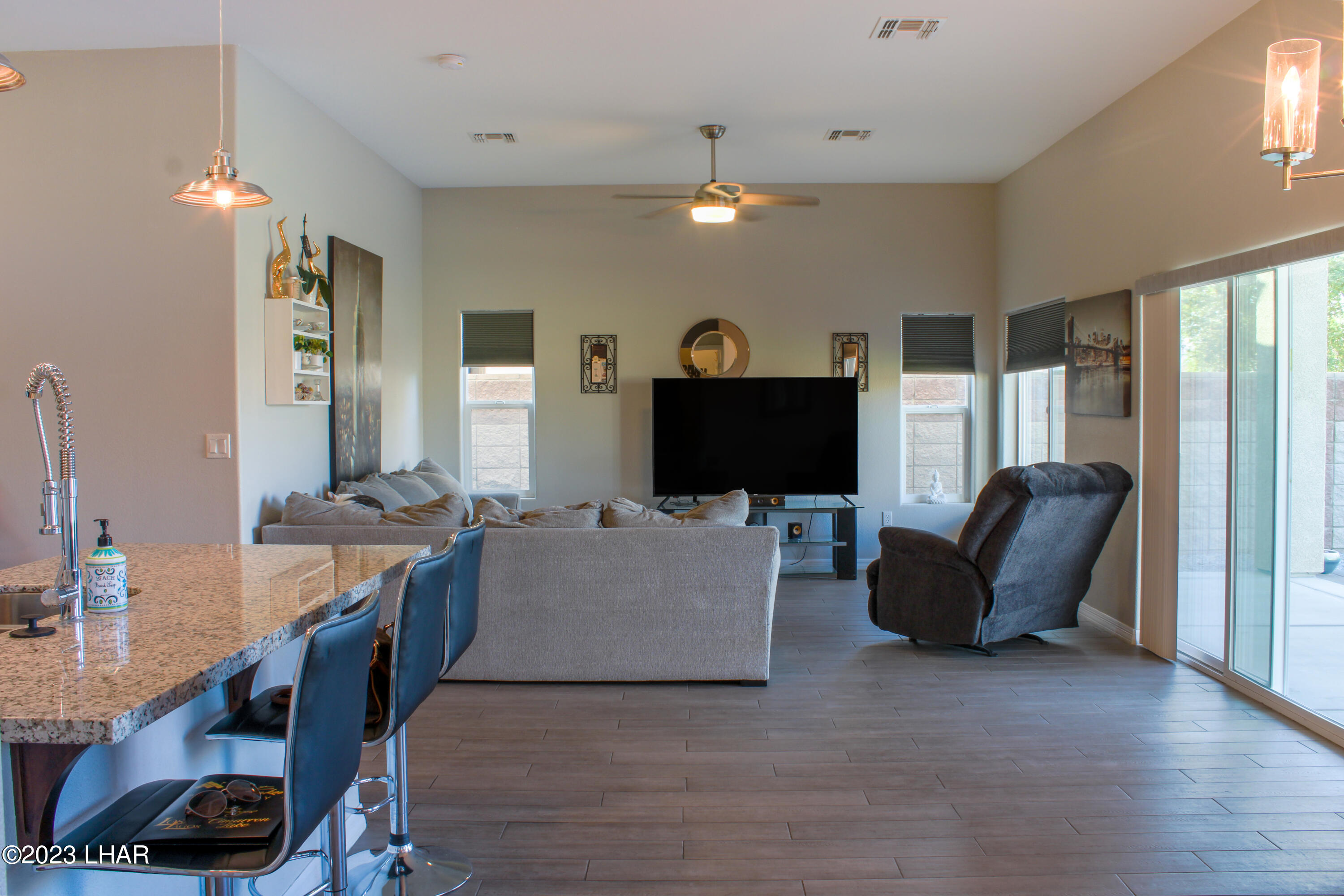 2079 E Desert Greens Dr