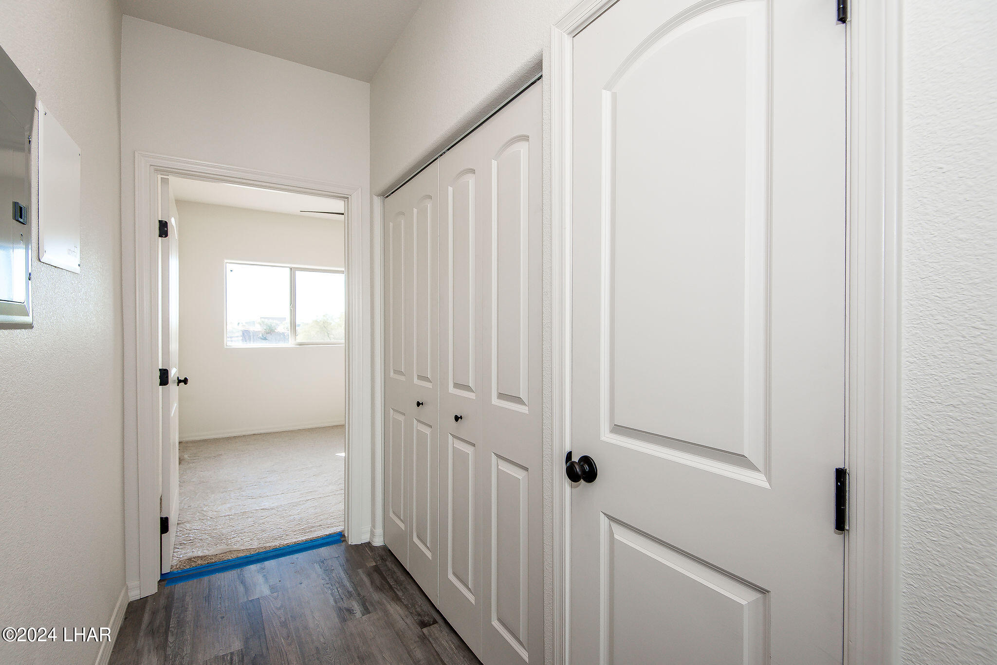 890 Florence Ave, 209