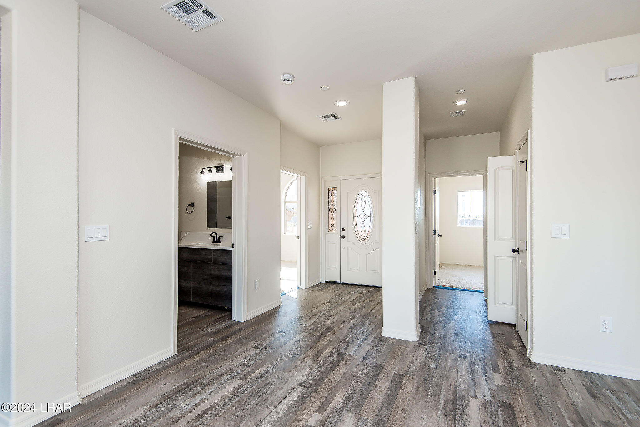 890 Florence Ave, 209