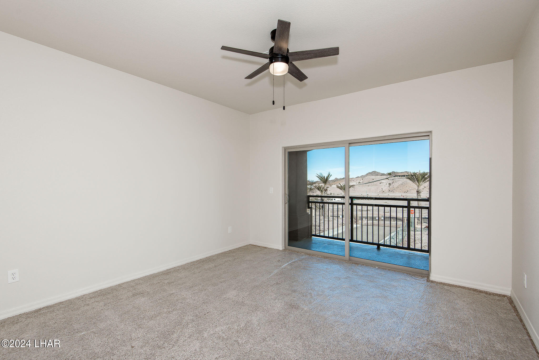 890 Florence Ave, 209