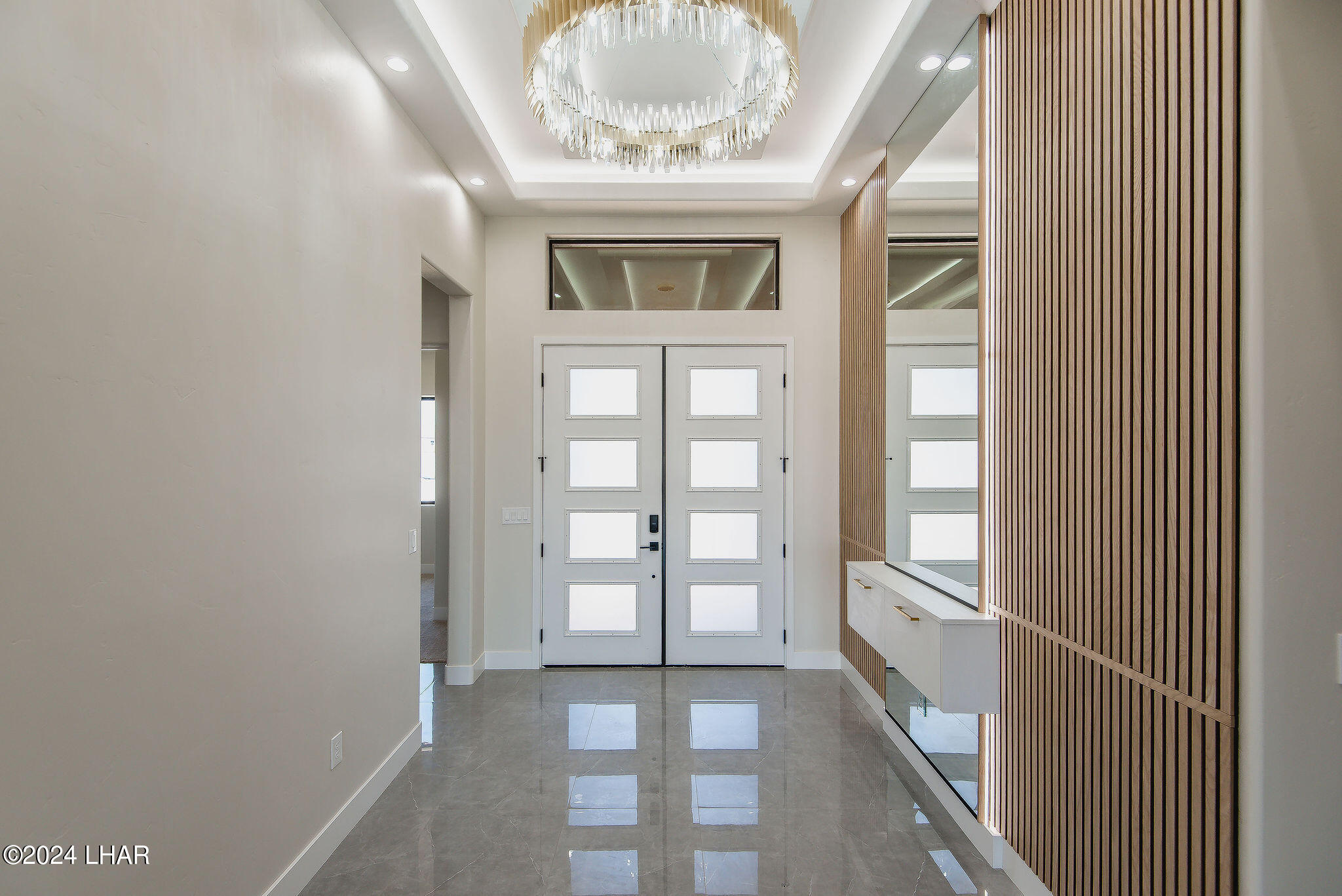 2114 E Calle Salamanca