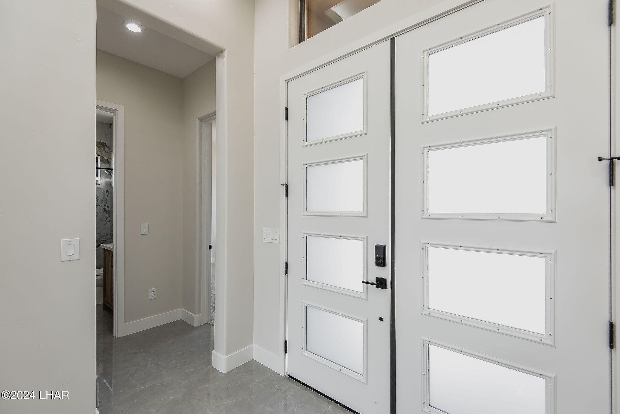 2114 E Calle Salamanca