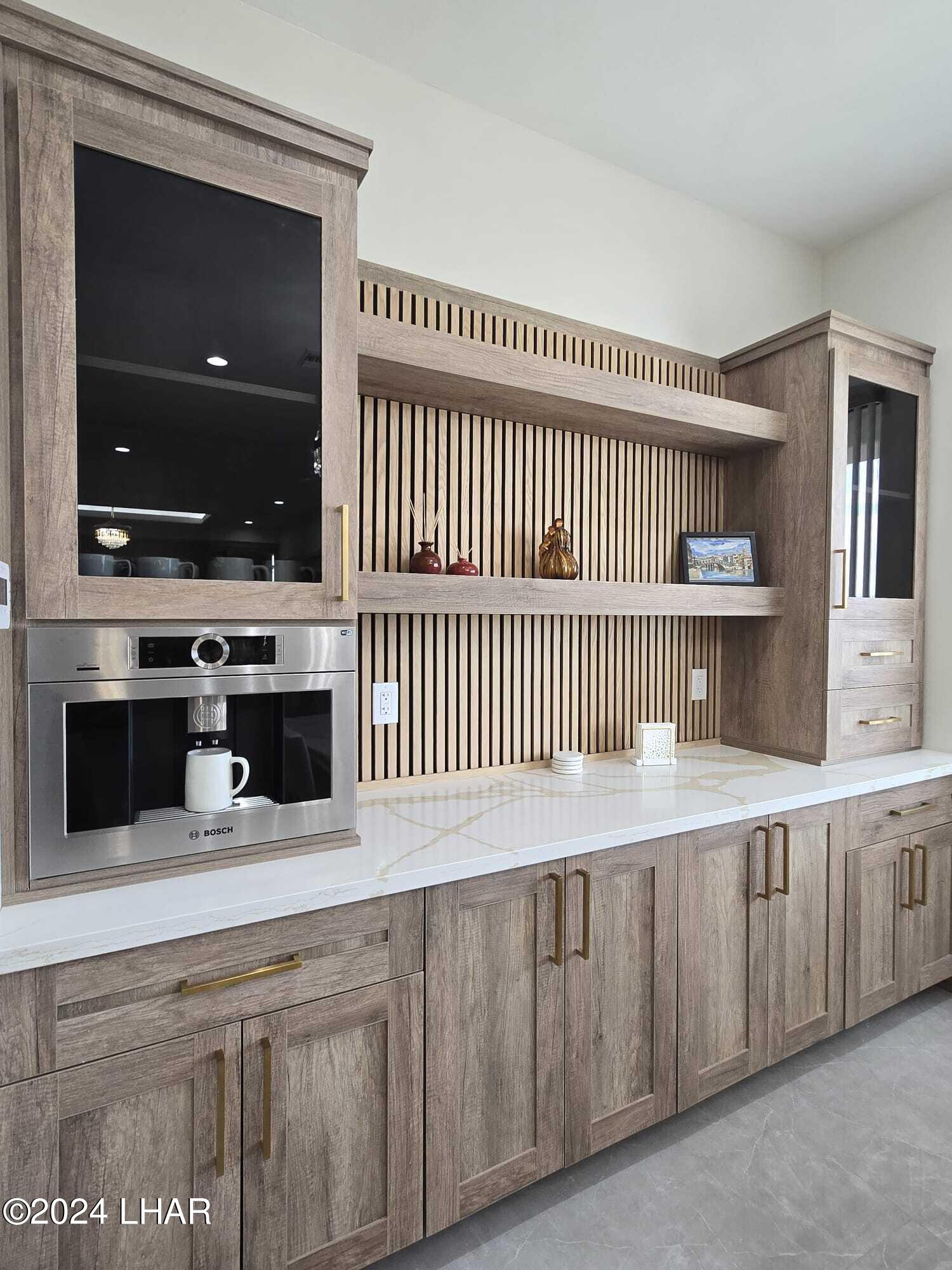 2114 E Calle Salamanca